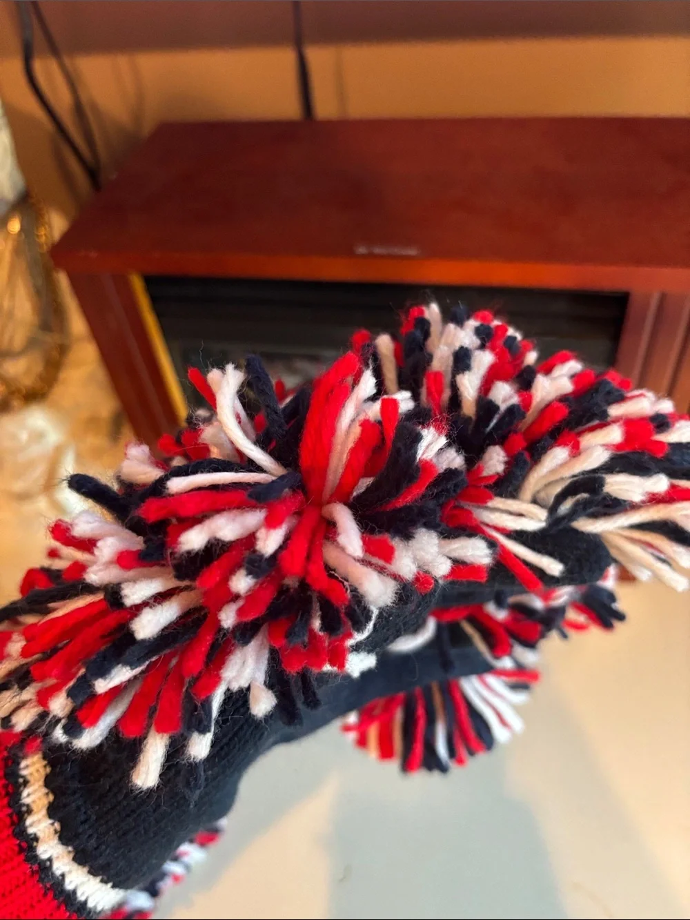 New England Patriots Women's Pom-Pom Mittens - Navy/Red/White